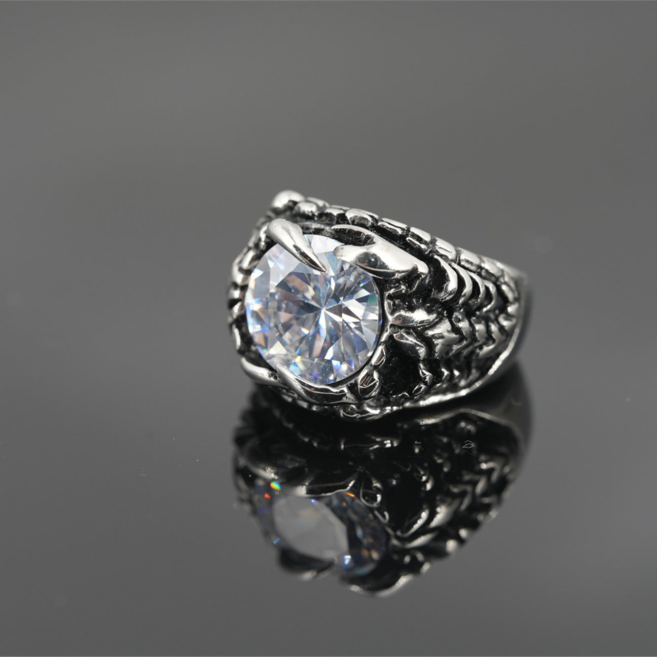 Men's Retro Alloy Stainless Steel Index Finger Ring with Dragon Claw Setting Stylish Gemstone Ring for Clubbing Trendy Ring